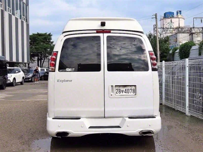 Chevrolet Express Van