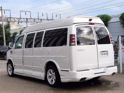 Chevrolet Express Van