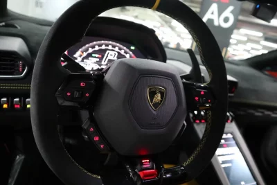 Lamborghini HURACAN