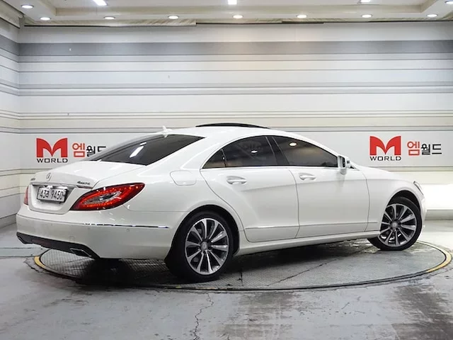 Mercedes-Benz CLS-Class