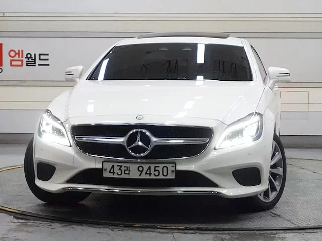 Mercedes-Benz CLS-Class