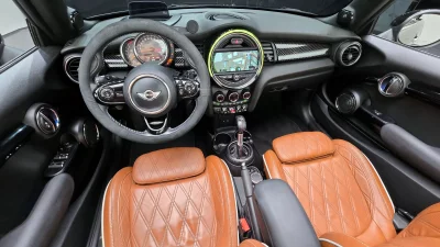 MINI Cooper Convertible