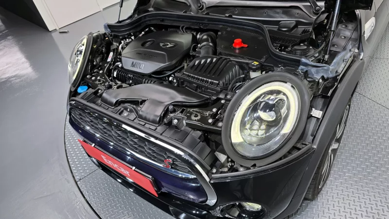 MINI Cooper Convertible