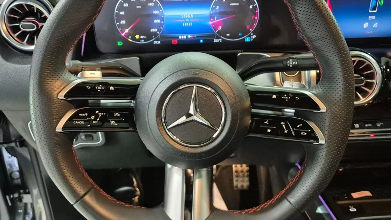 Mercedes-Benz GLB-Class