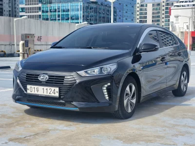 Hyundai Ioniq