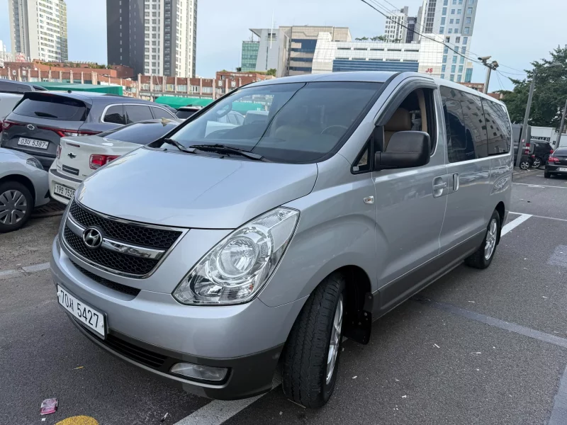 Hyundai Grand Starex