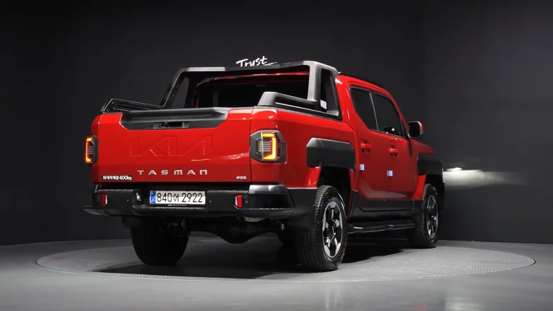 Kia Tasman