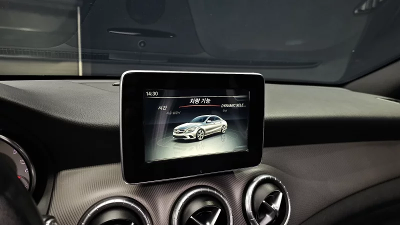 Mercedes-Benz CLA-Class