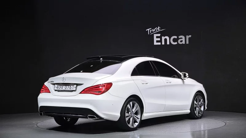 Mercedes-Benz CLA-Class