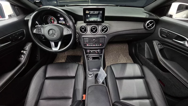 Mercedes-Benz CLA-Class