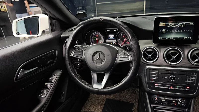 Mercedes-Benz CLA-Class