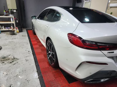 BMW 8-Series