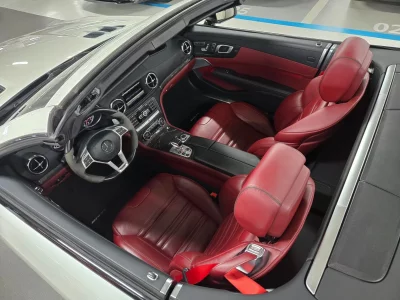 Mercedes-Benz SL-Class