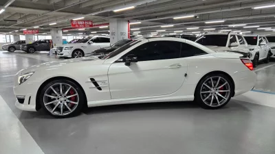 Mercedes-Benz SL-Class