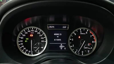 Infiniti Q30