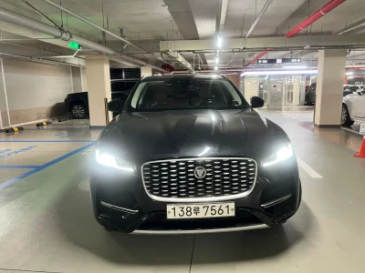 Jaguar F-PACE