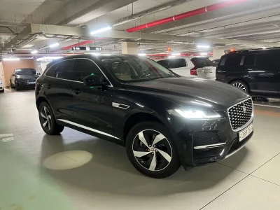 Jaguar F-PACE