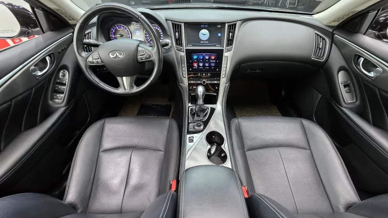Infiniti Q50