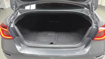 Infiniti Q70