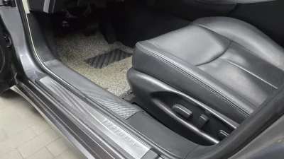 Infiniti Q70