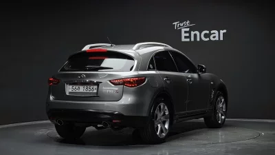 Infiniti FX