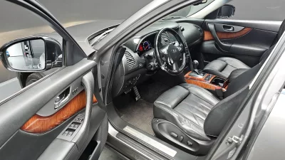 Infiniti FX
