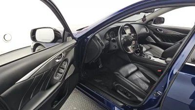 Infiniti Q50