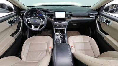 Ford EXPLORER