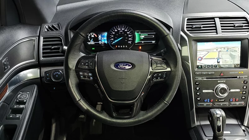Ford EXPLORER