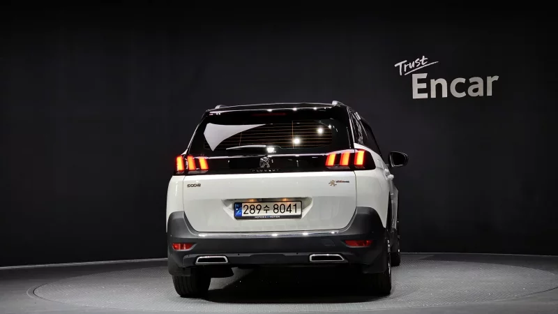 Peugeot 5008