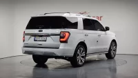 Ford EXPEDITION