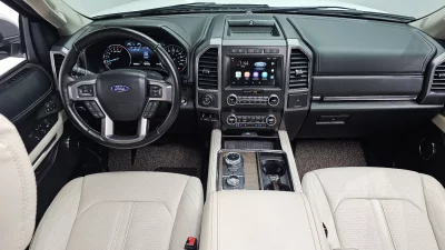 Ford EXPEDITION