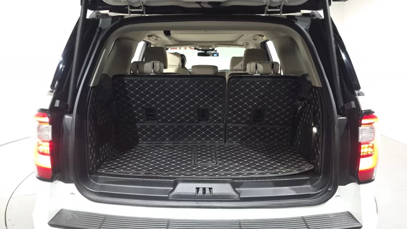 Ford EXPEDITION