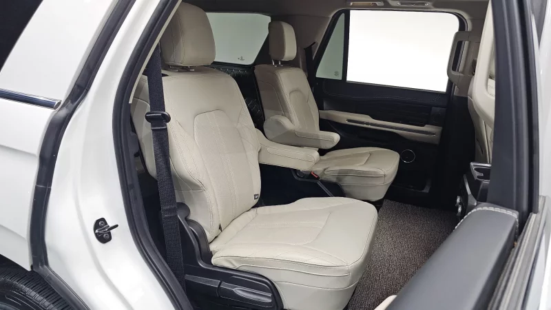 Ford EXPEDITION