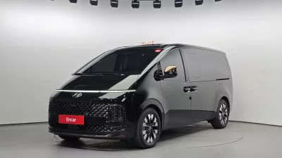 Hyundai Staria