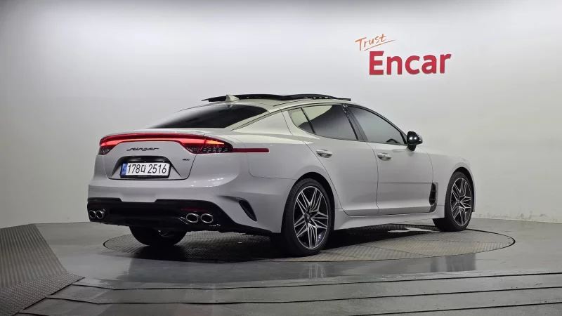 Kia Stinger