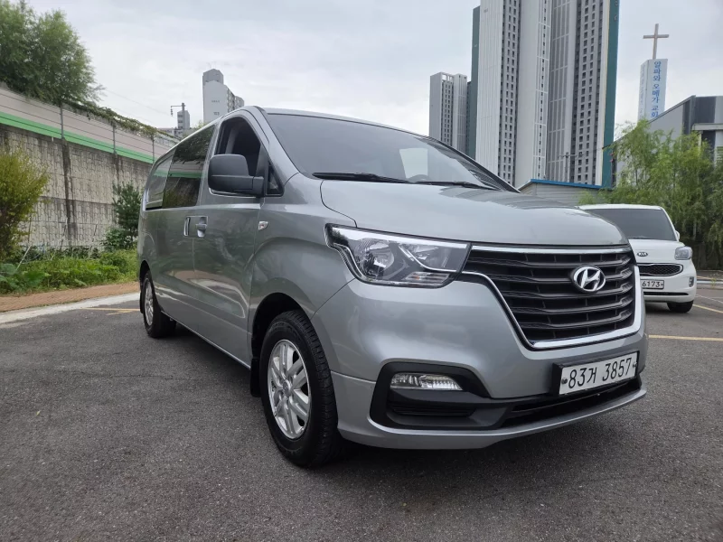 Hyundai Starex