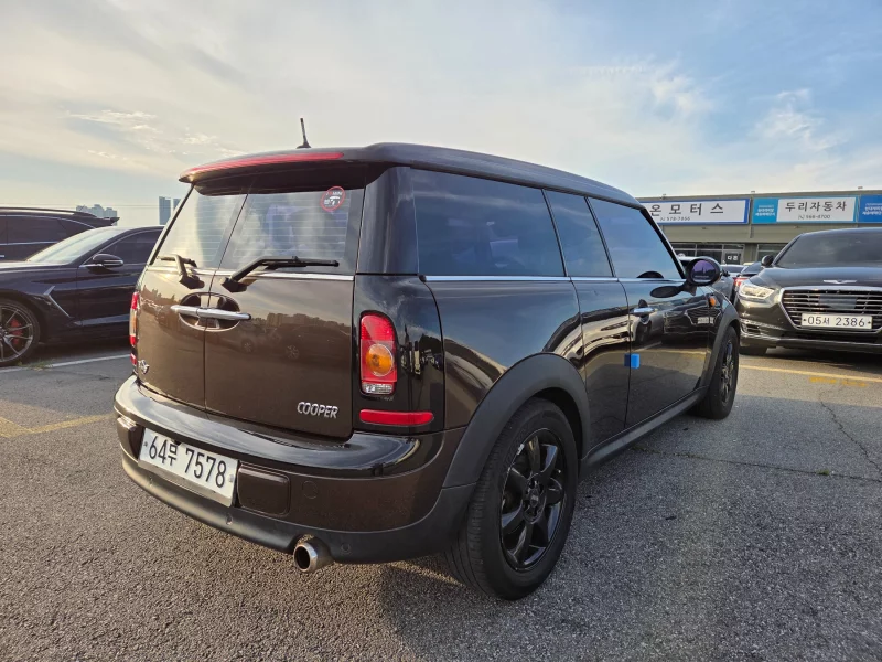 MINI Clubman