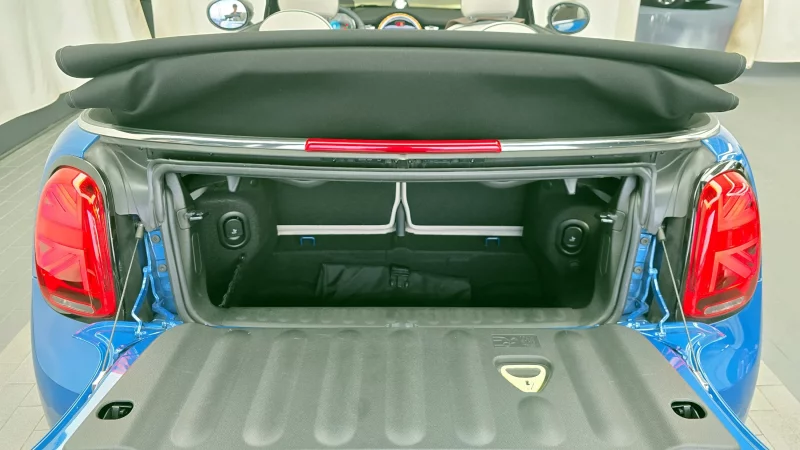 MINI Cooper Convertible