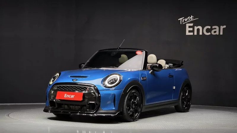 MINI Cooper Convertible