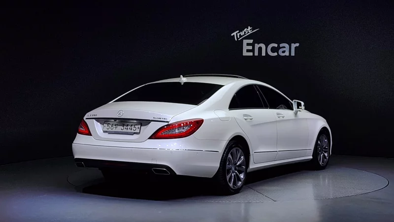 Mercedes-Benz CLS-Class