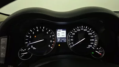 Infiniti M