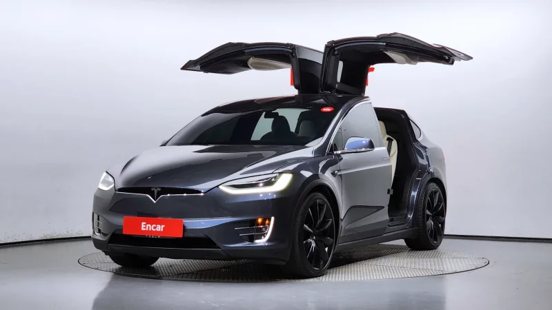 Tesla MODEL X