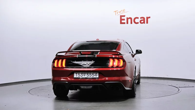 Ford MUSTANG