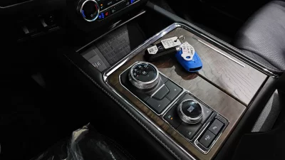 Ford EXPEDITION