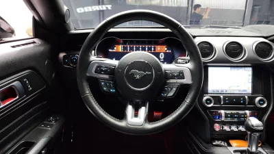Ford MUSTANG