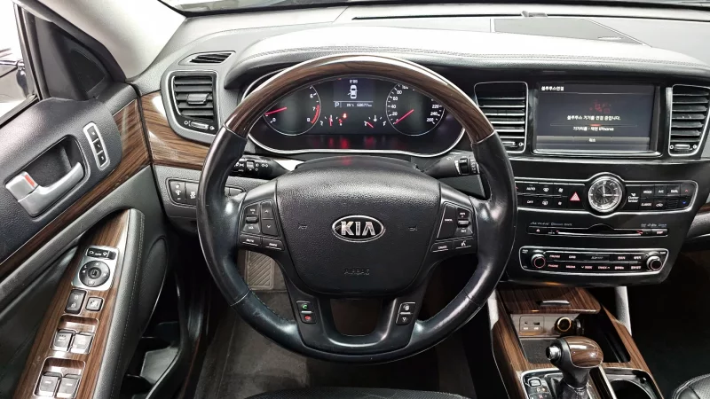 Kia K7