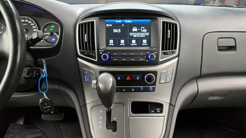 Hyundai Grand Starex