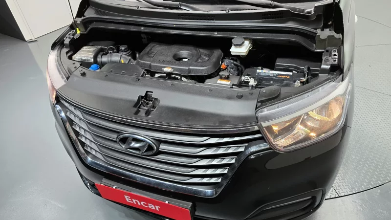 Hyundai Grand Starex