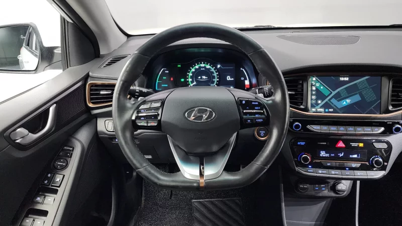 Hyundai Ioniq